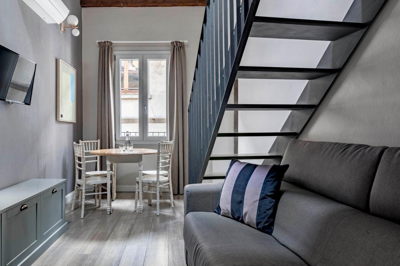 Apartamento de 1 dormitorio grande con sofá cama - Dúplex